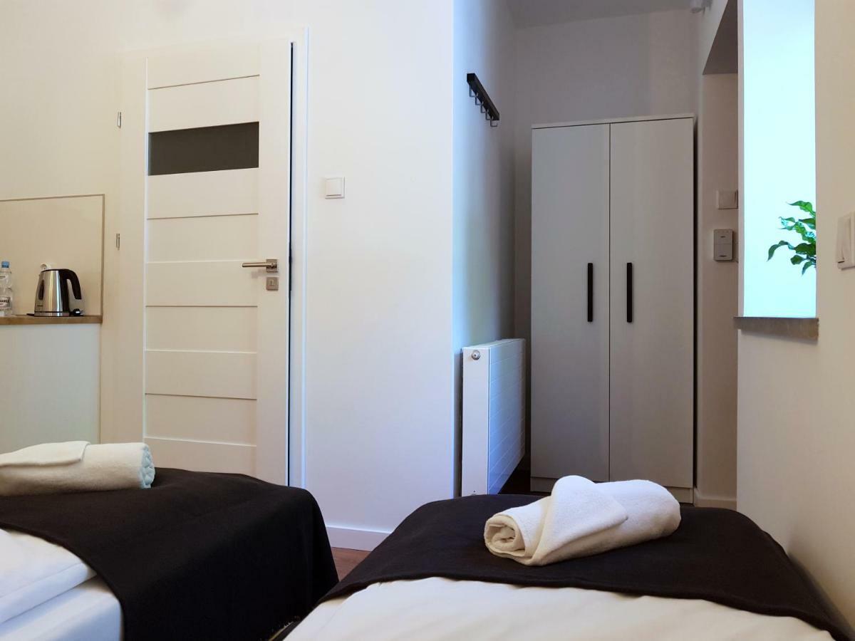 Apartamenty Metro Targowek Varsovie Extérieur photo