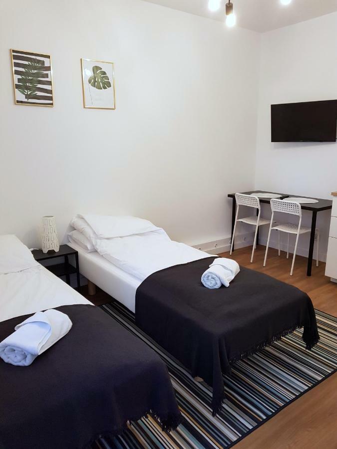 Apartamenty Metro Targowek Varsovie Extérieur photo