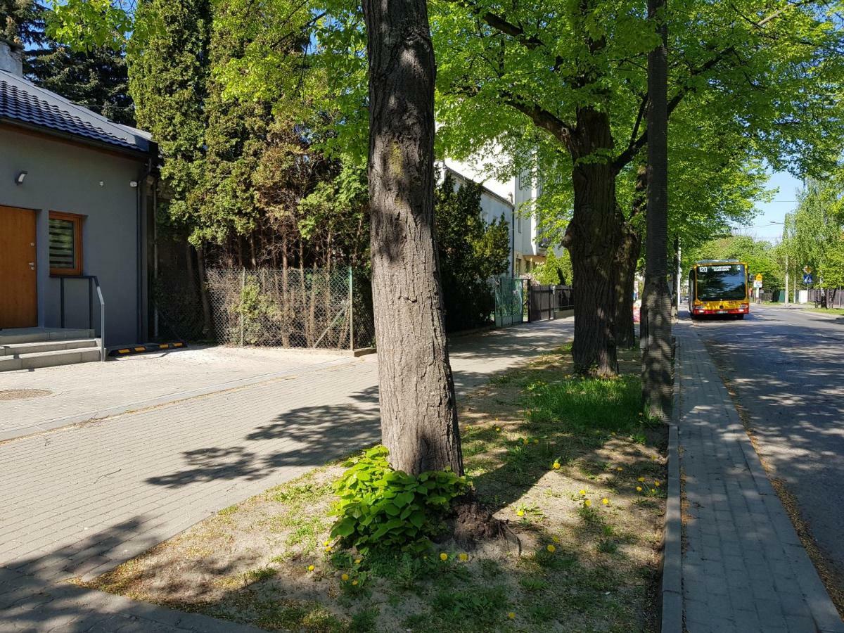 Apartamenty Metro Targowek Varsovie Extérieur photo