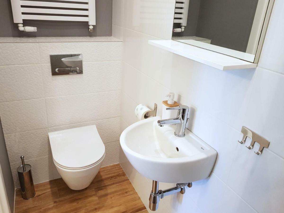 Apartamenty Metro Targowek Varsovie Extérieur photo