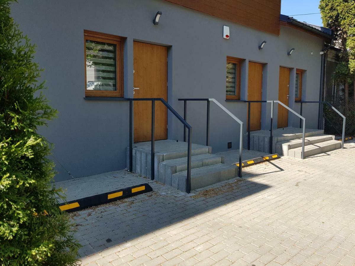 Apartamenty Metro Targowek Varsovie Extérieur photo