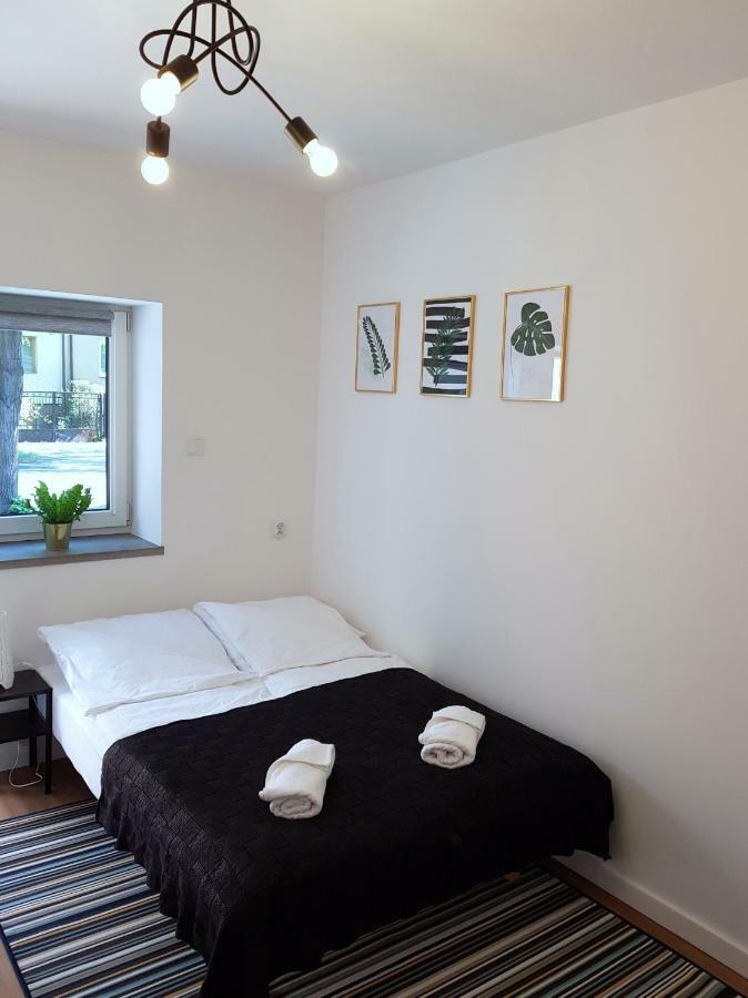 Apartamenty Metro Targowek Varsovie Extérieur photo