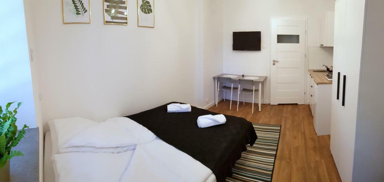 Apartamenty Metro Targowek Varsovie Extérieur photo